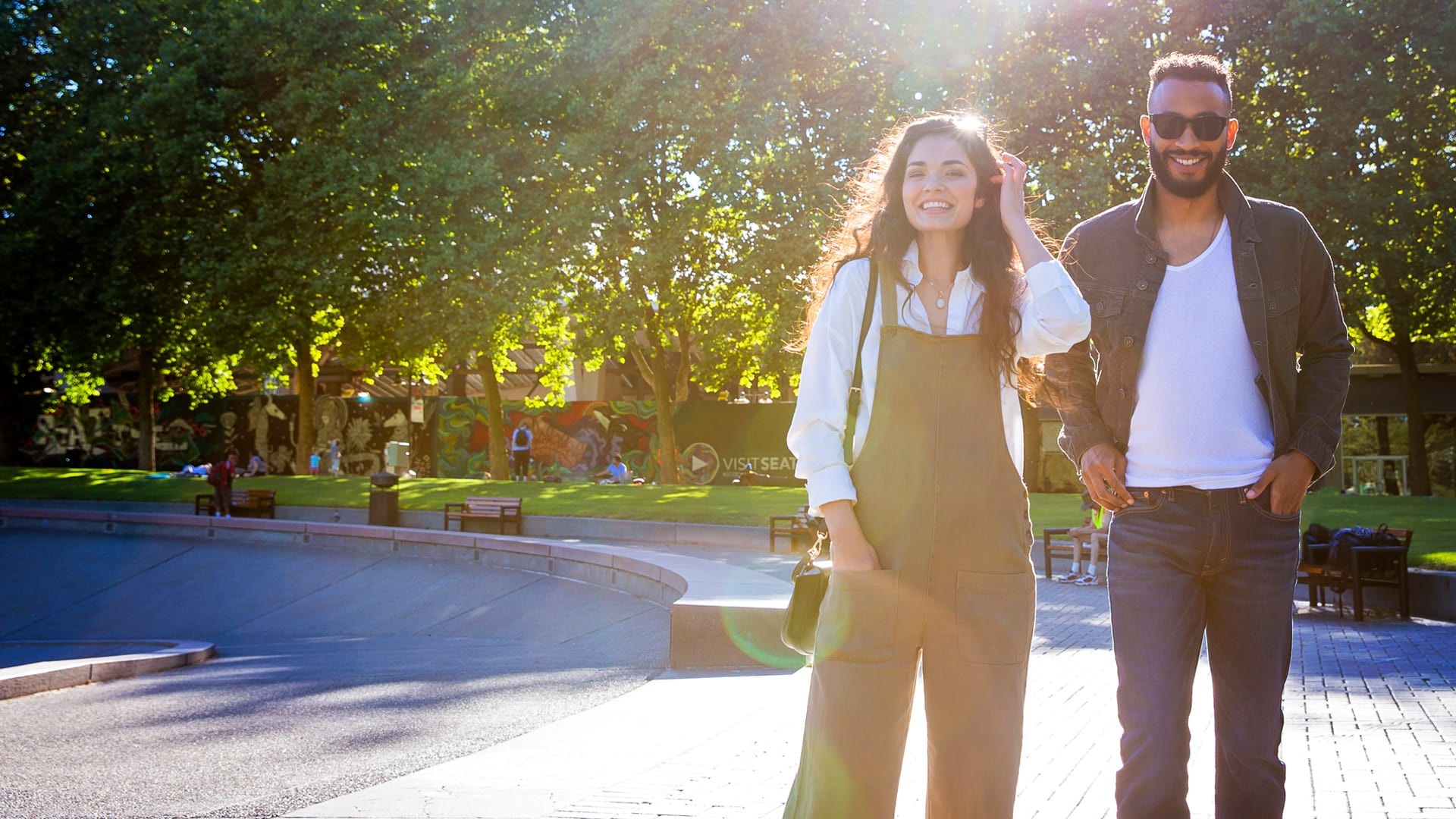 Couple walking in Seattle, WA